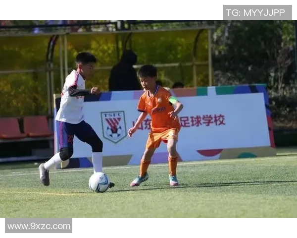 北京少年宫足球培养青少年运动精神与团队合作能力的探索与实践